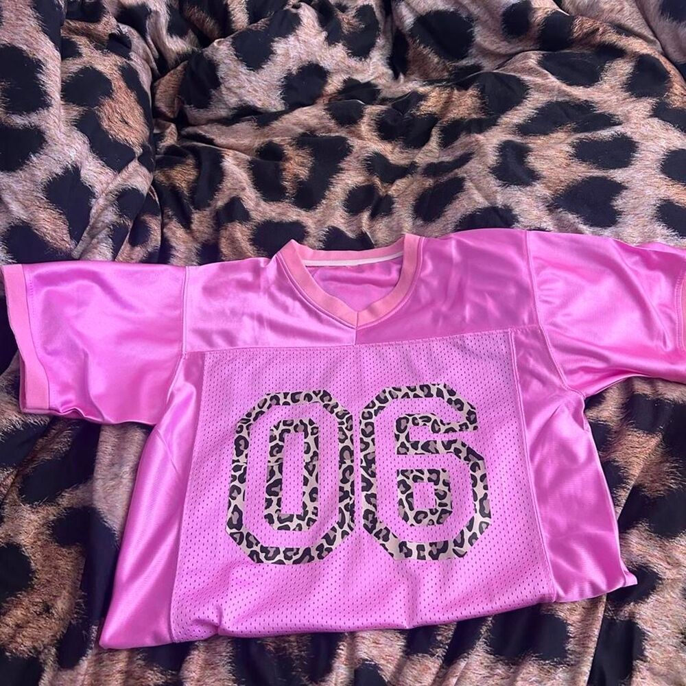 Unbranded Women's Pink T-shirt